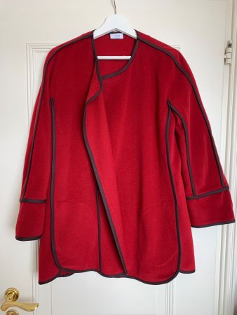 Cool light weight coat Akris Punto 34