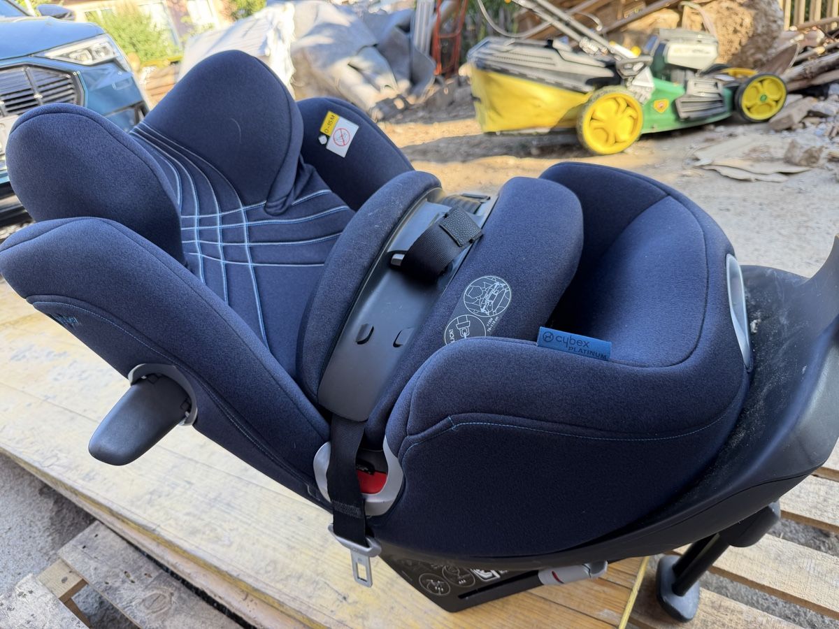 Auto-Kindersitze: Cybex Anoris, dunkelblau, unfallfrei – Gebraucht aus Forch von jessica_key_west 1