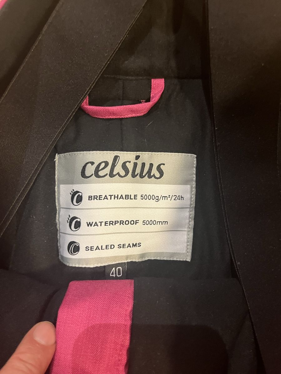 Anzüge & Kostüme: Celsius Damen Skianzug Grösse 40, Damen – Gebraucht aus Altdorf UR von Jenny13 7