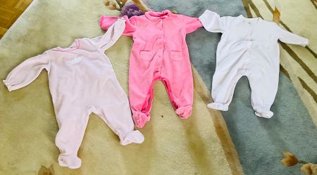 Lot de 3 pyjamas PETIT Bateau bébé en velours, t. 12 m. Rose