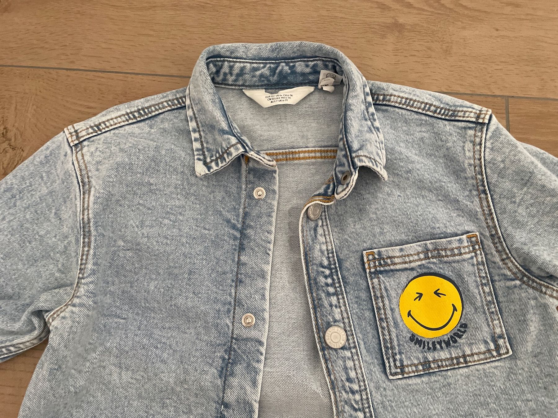 H&M Jacken: Jeansjacke von H&M Gr. 122 – Gebraucht aus Waltenschwil von hansnine 2