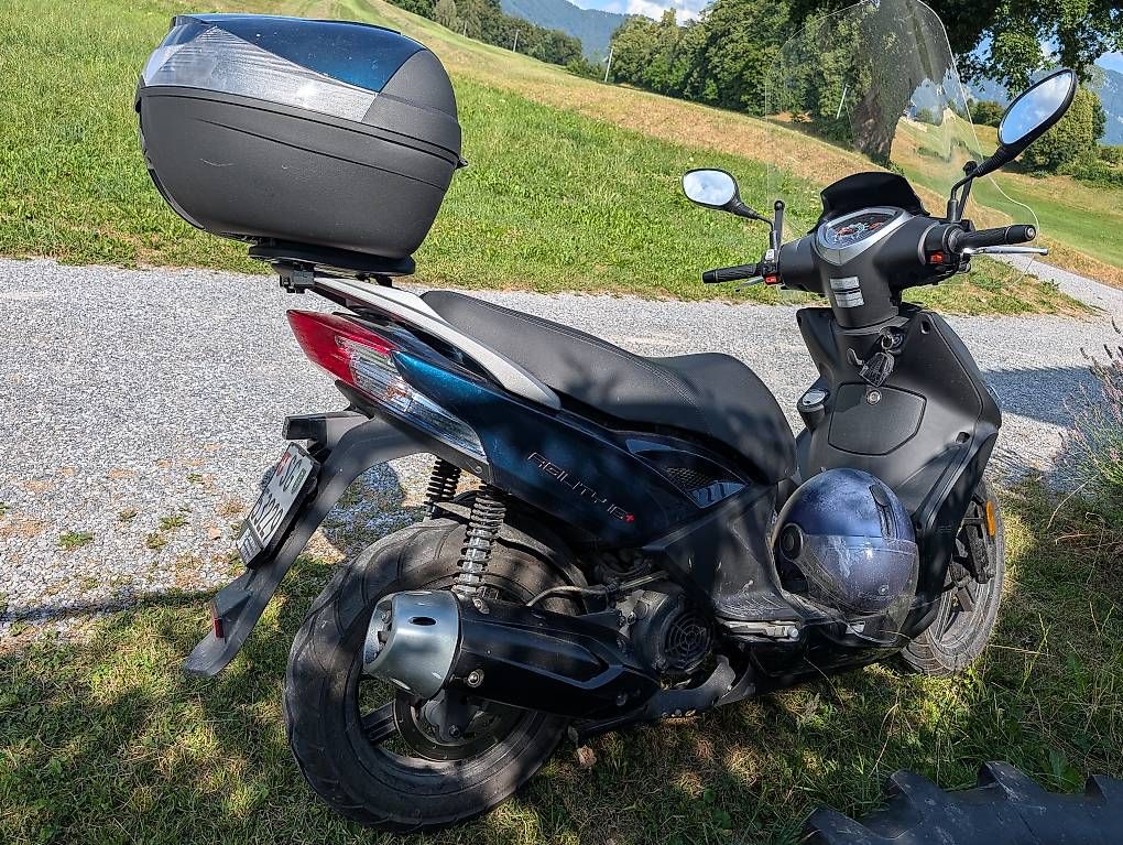 Strada: Kymco Agility 125ccm Top Zustand  – Usato da Benken SG venduto da GSX-R82 1