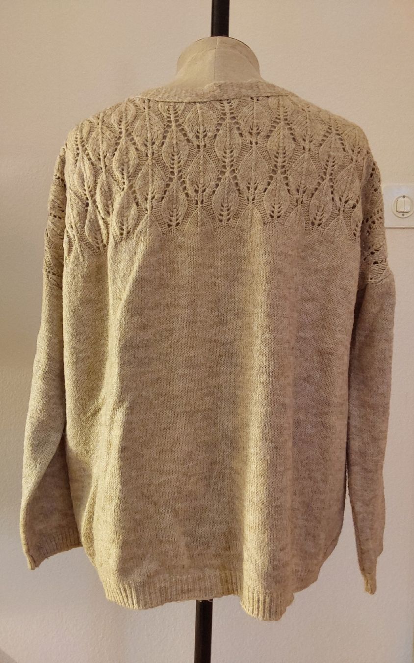 Jacken: Strickjacke beige 40/42 – Gebraucht aus Köniz von scopello12 2
