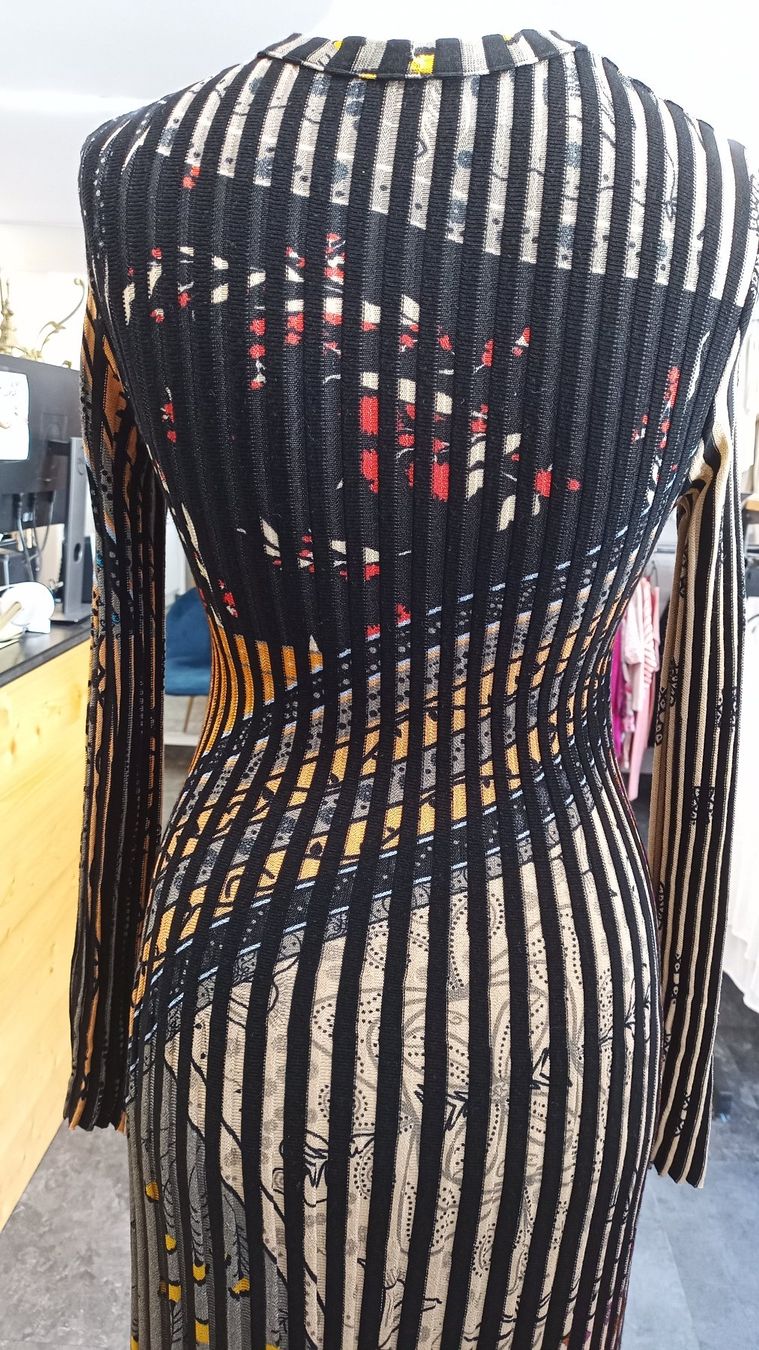 Etro Kleider: ETRO Strickkleid Grösse 36 – Gebraucht aus Altishausen von Tschipfo