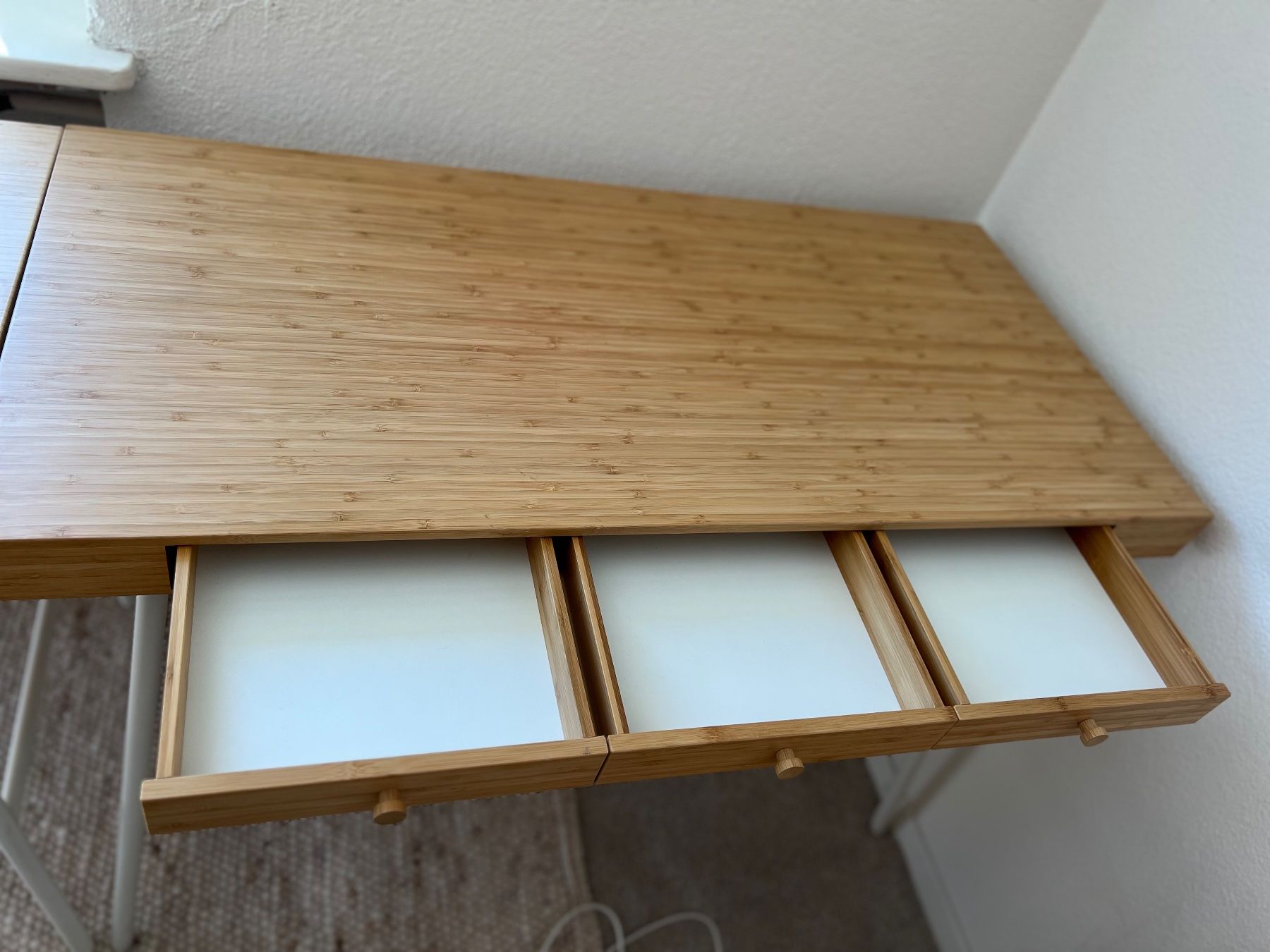 Ikea Scrivanie: SCHREIBTISCH IKEA BUREAU LILLASEN MODEL – Usato da Zürich venduto da SwissDealsCH 4