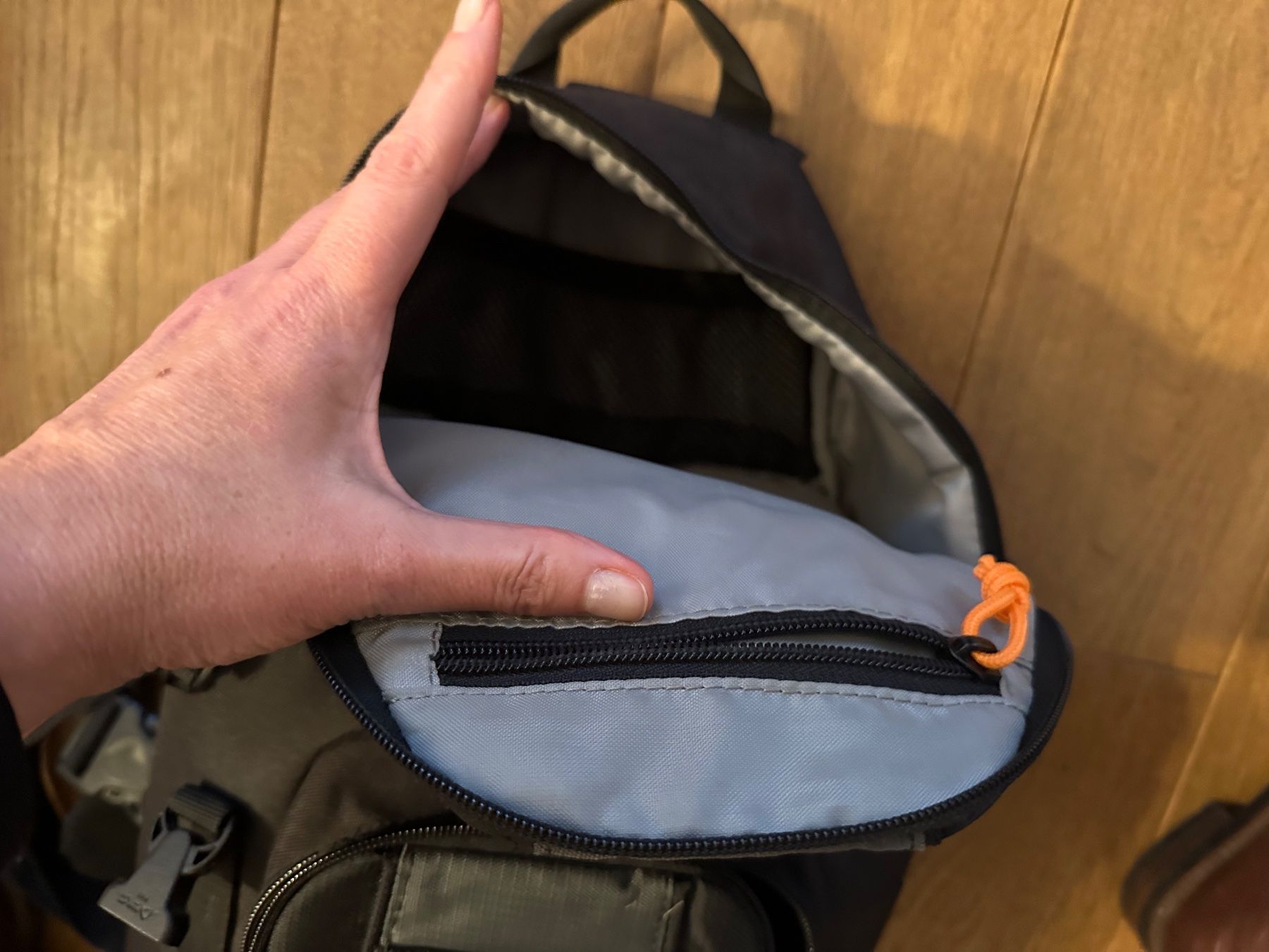 Lowepro Zaini: Lowepro Fotorucksack – Usato da Mauren venduto da SB1606 6