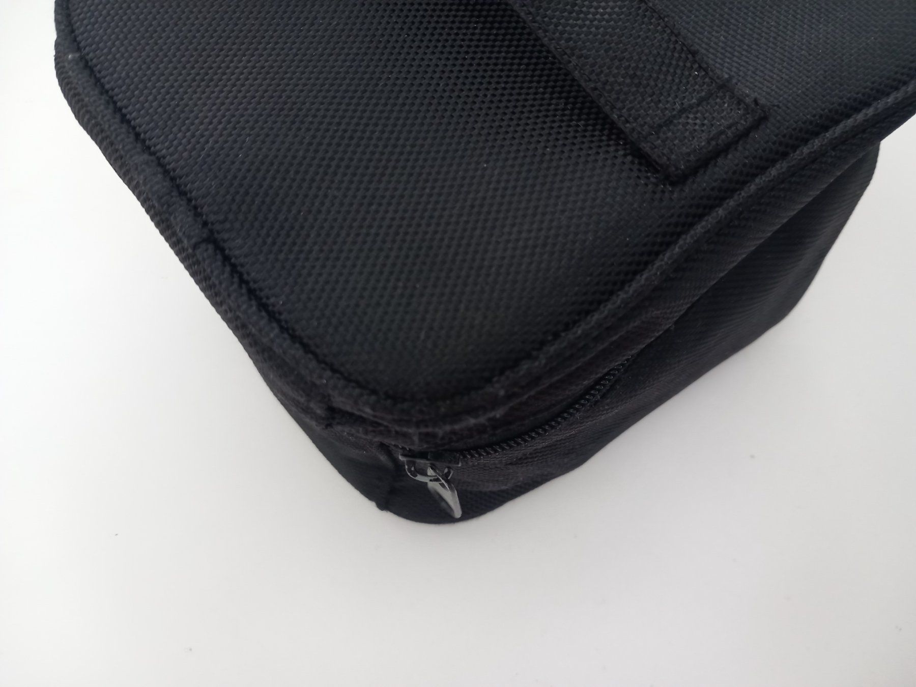 Borse: Tasche /Etui mit Reissverschluss + Griff – Nuovo e nell'imballaggio originale da Oensingen venduto da SpiPhEg46 3