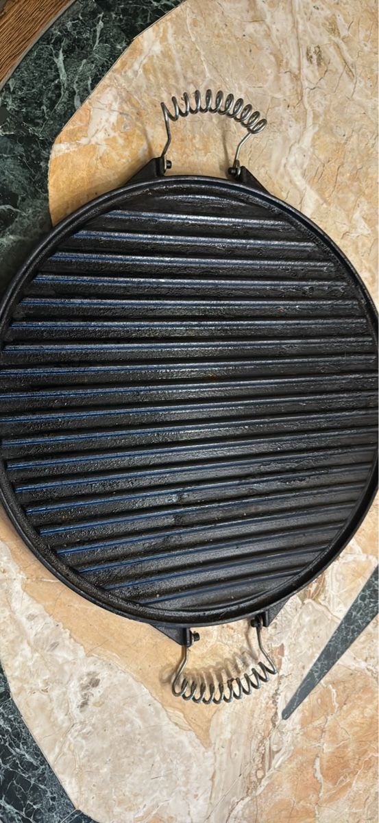 Plateaux: Grillplatte Gusseisen  – D'occasion à Schaffhausen par Ibag