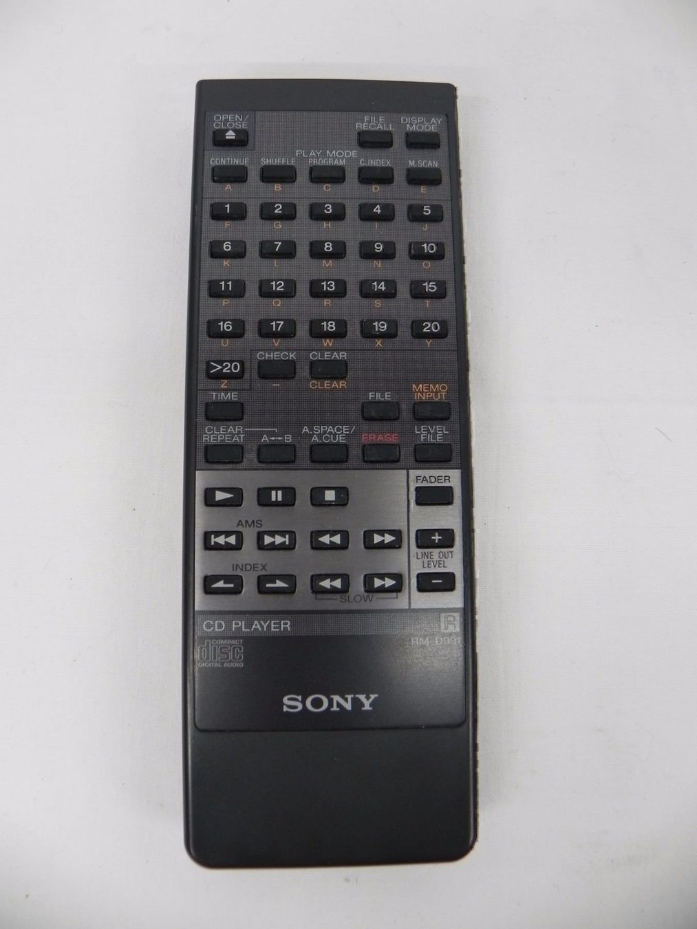 Sony Lettore multimediale & Streamer: Sony CDP-991 CD Player mit FB Total Liquidation – Usato da Basel venduto da Life-Style-Art 6