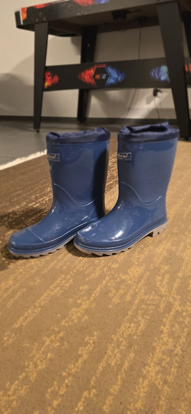 Scarpe per ragazzi: Kinder Regenstiefel Gr.35 – Usato da Baden venduto da slaesh 1