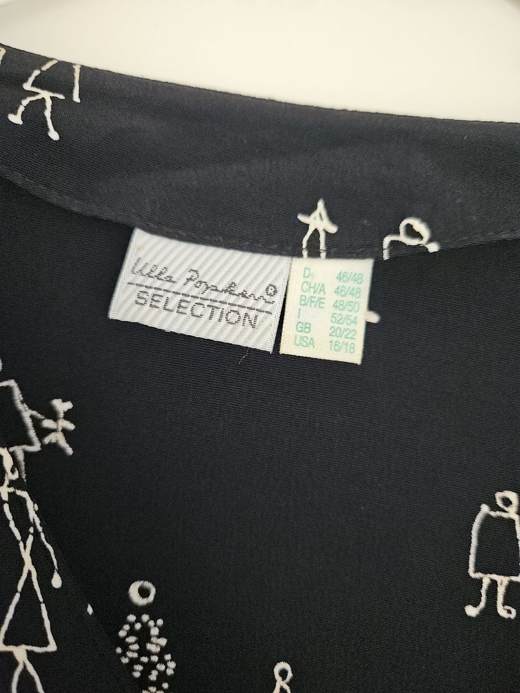 Ulla Popken Blusen: Ulla Popken Bluse Schwarz mit Print Grösse 46/48 – Gebraucht aus Urdorf von Colina 1