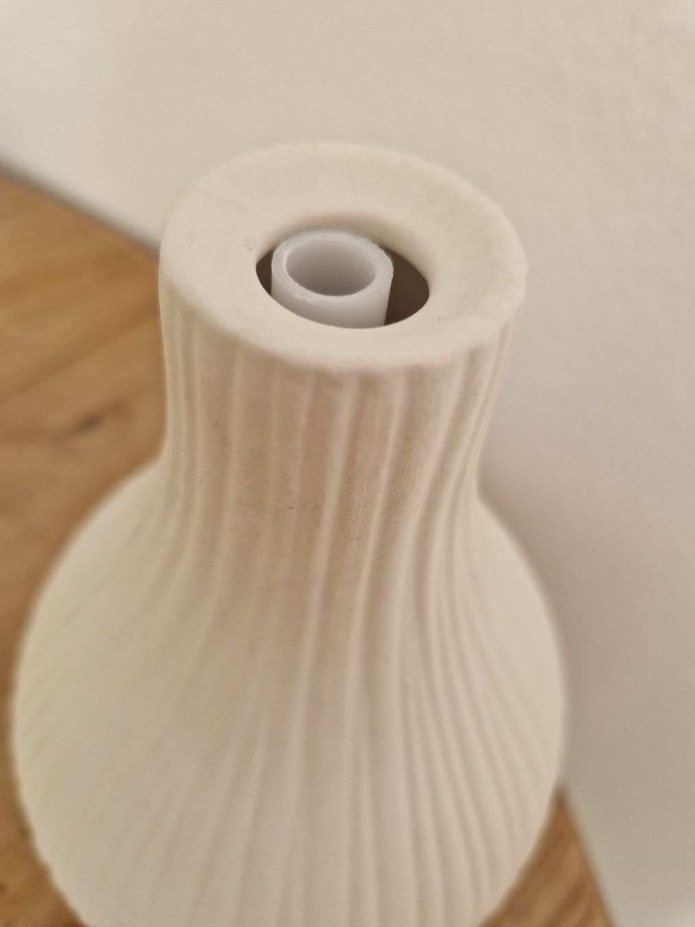 Ipuro Diffusori di oli essenziali:  ipuro Air Sonic Aroma Diffusor, vase beige  – Usato da St. Gallen venduto da Sayuri 7