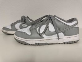 Sneaker Nike Dunk retro Low Farbe weiss mit grau Grösse 38.5