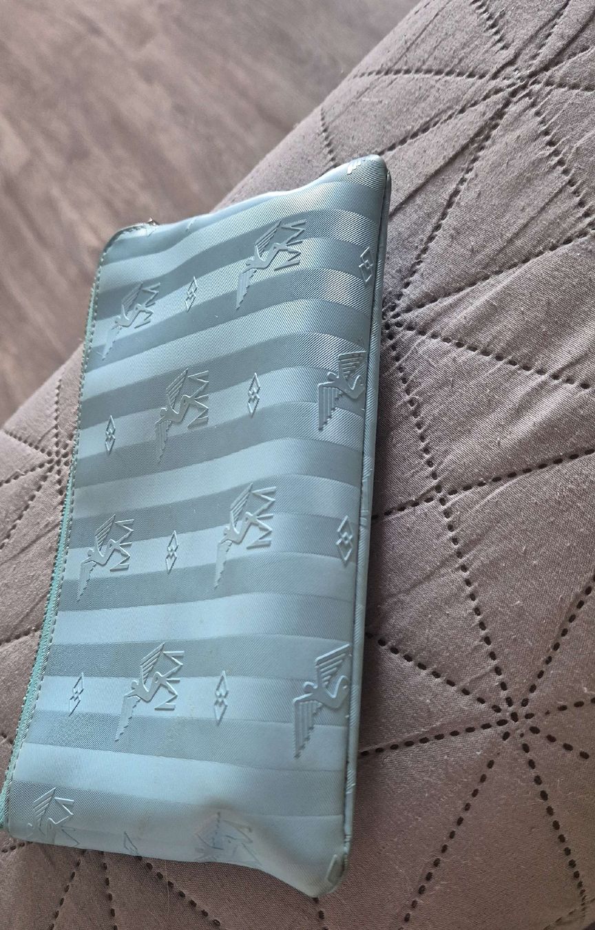Maison Mollerus Trousses de maquillage: Mollerus mini Pouch hellblau – D'occasion à Waltenschwil par jane210