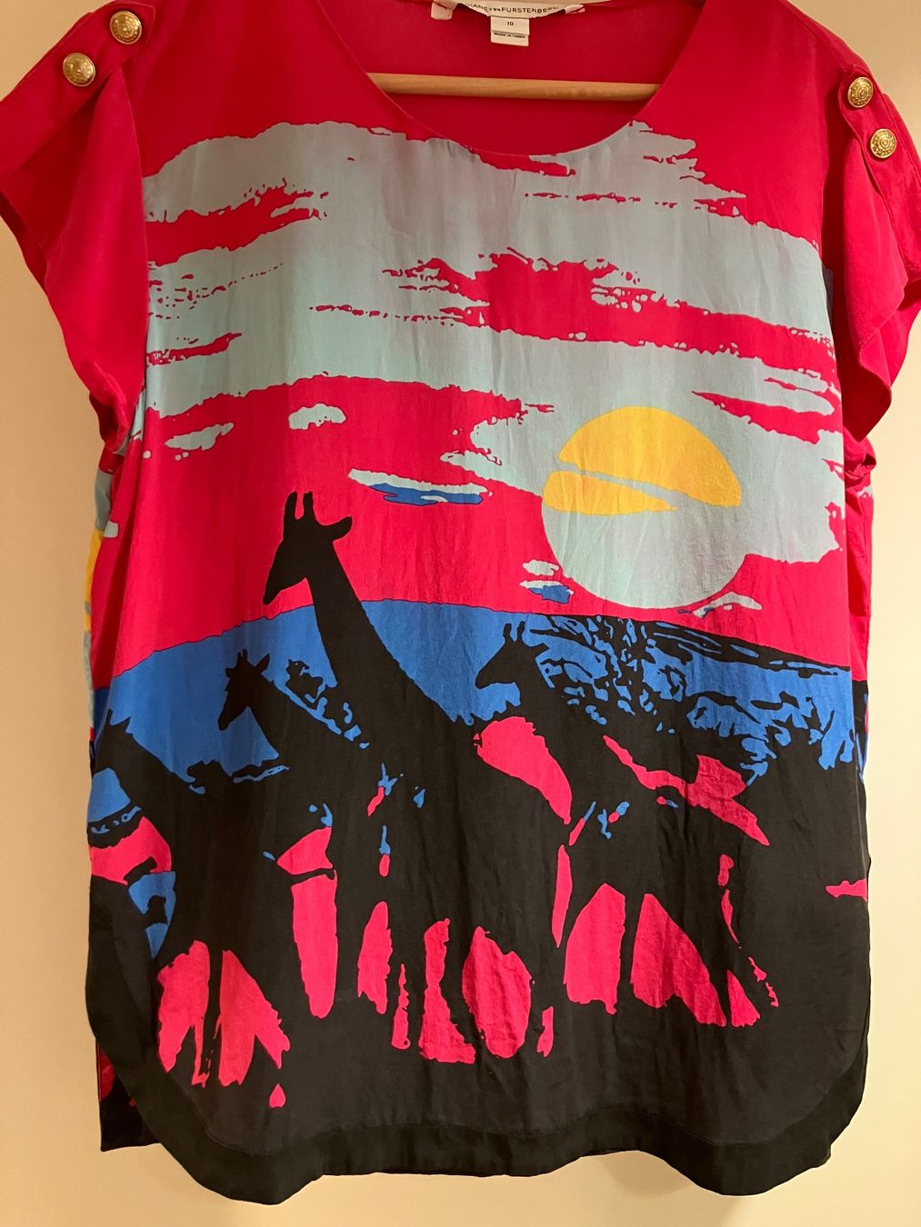 Diane von Furstenberg Blusen: Diane von Furstenberg Bluse aus Seide – Gebraucht aus Zürich von hernen 2