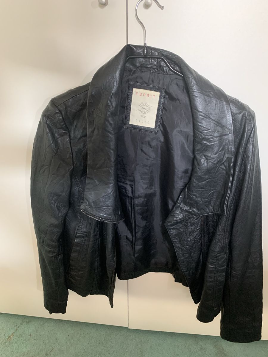 Esprit Giacche: Schicke Esprit Lederjacke, Gr. 38 Schwarz – Usato da Aathal-Seegräben venduto da Squiki