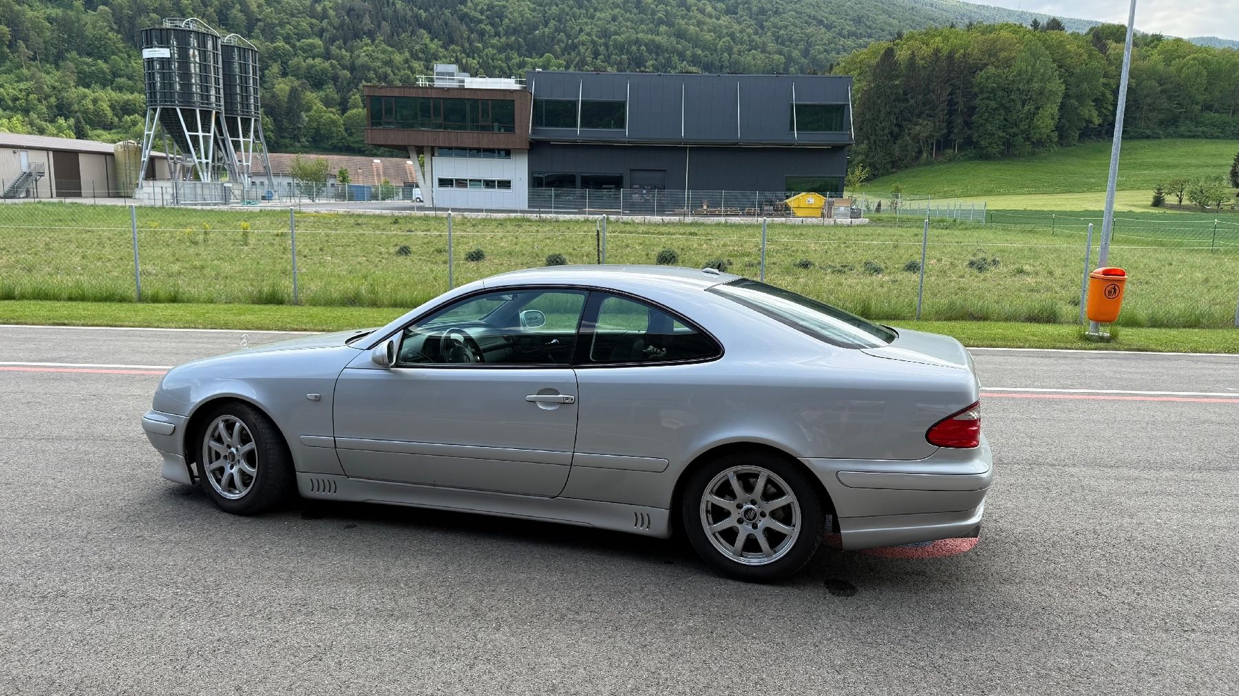 Mercedes-Benz Automobili: Mercedes CLK 230 Kompressor – Usato da Neuendorf venduto da SimVo_Gt86 4