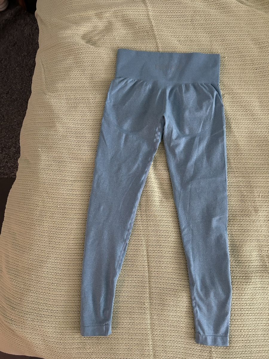Leggings: Leggings Elevate blau Grösse M guter Zustand – Gebraucht aus Zürich von LeaMilj