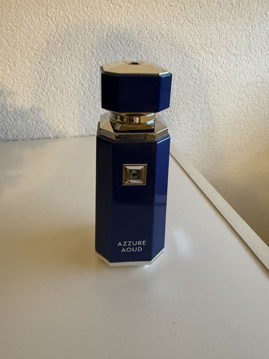 Profumi & Eau de Toilette: French Avenue - Azzure Aoud – Usato da Bützberg venduto da Janick77