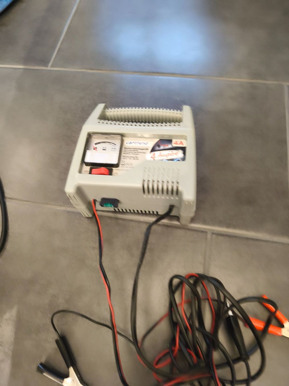 Caricabatterie: Batterieladegerät Cartrend 4A – Usato da Rubigen venduto da HEIDA_82 2