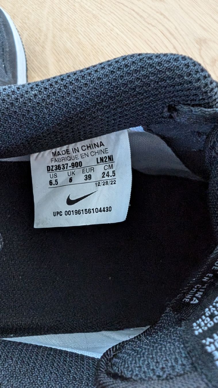 Scarpe da uomo: Nike Air Force 1 Schwarz Weiss Stoff – Usato da Wangen SZ venduto da jarheit 4