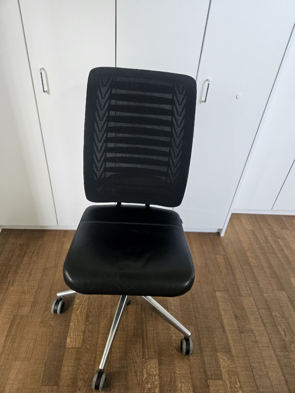 Girsberger Sedie: Bürostuhl Girsberger – Usato da Neuenegg venduto da Edi_tion 1