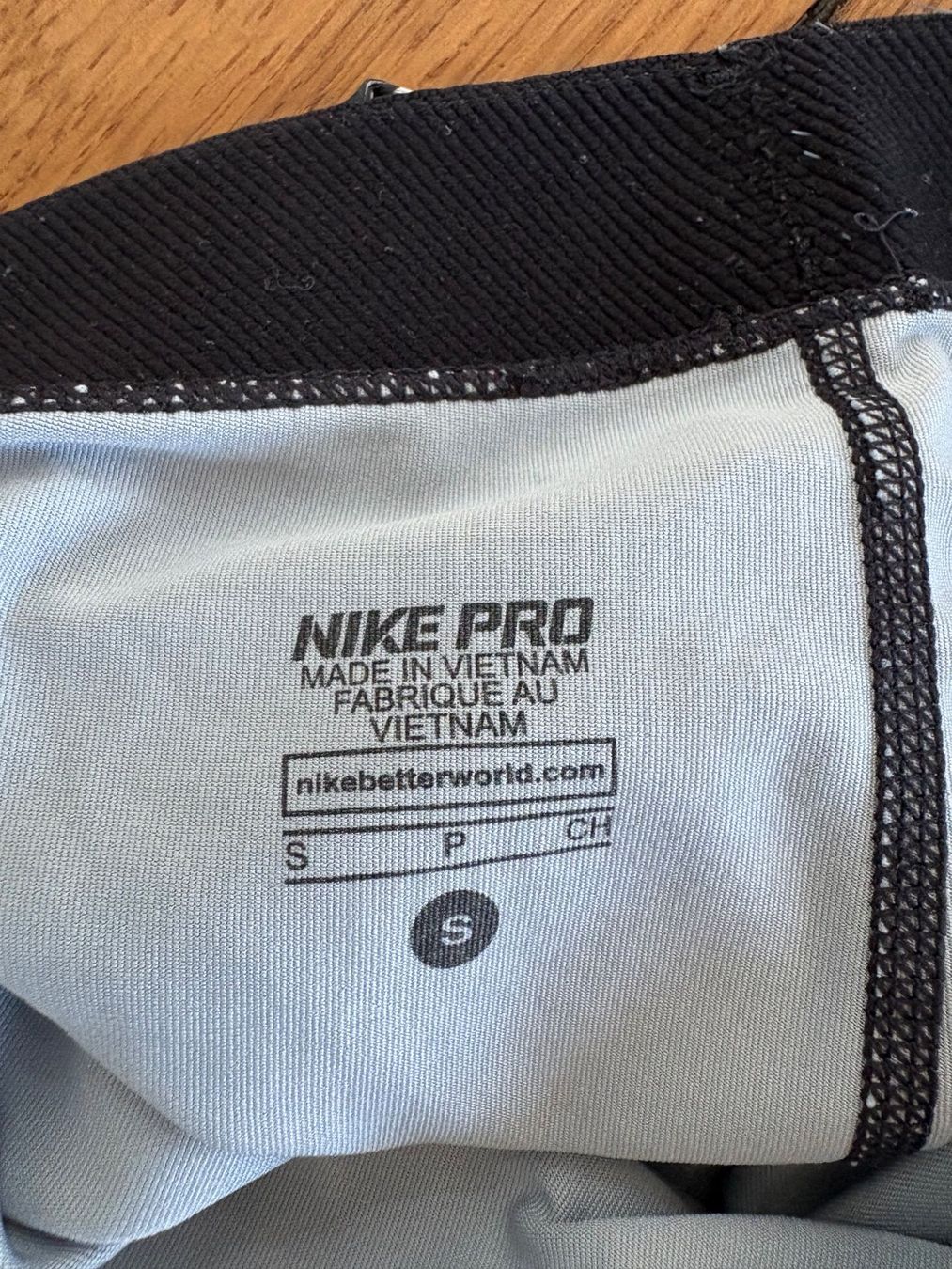 Nike Leggings: Laufhose NIKE PRO Gr. S – Usato da Zürich venduto da triangular 2