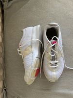 Puma Zoom Trnr essent, basket blanche, pointure 40,5