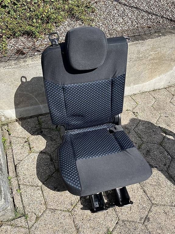Alle Autoersatzteile: Sitze – Gebraucht aus Luzern von Suzanne76