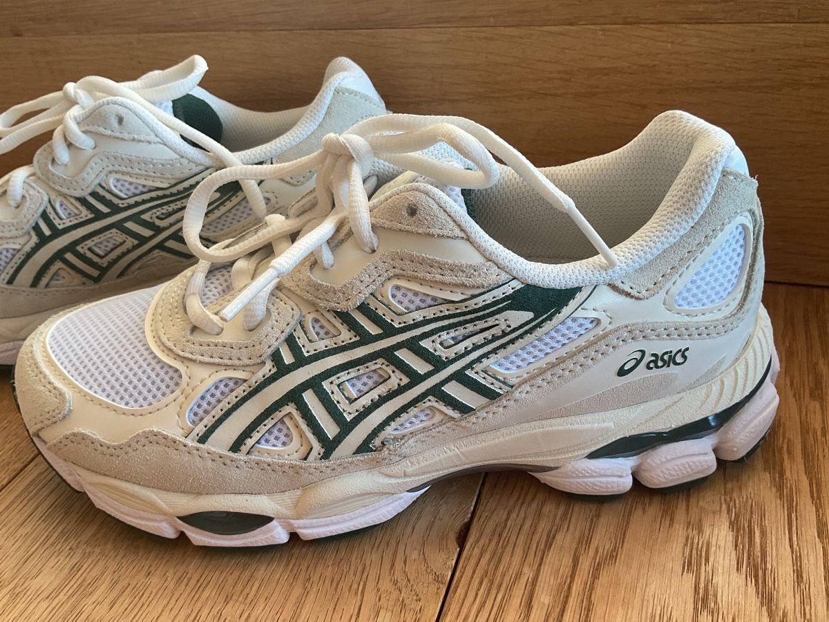 Asics Damenschuhe: Sneaker Asics – Neu und originalverpackt aus Burgdorf von Kardamena17 1