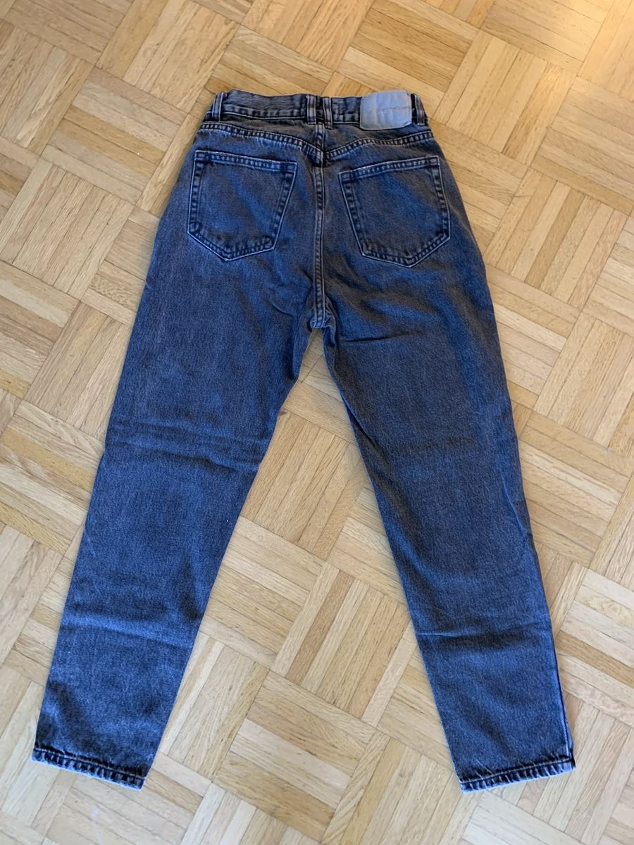 Pull&Bear Jeans: schwarze Jeans Gr. 36 – Gebraucht aus Jona von Siestaaa 1