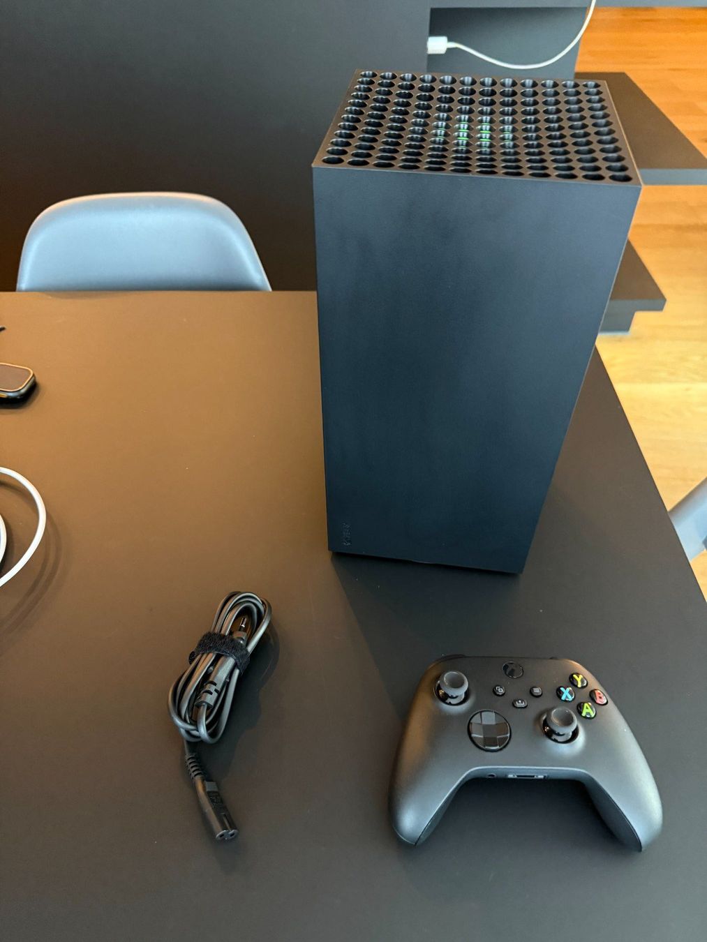 Microsoft Consoles: Xbox Series X Disc + 1 Controller – D'occasion à Jonen par giuco 1