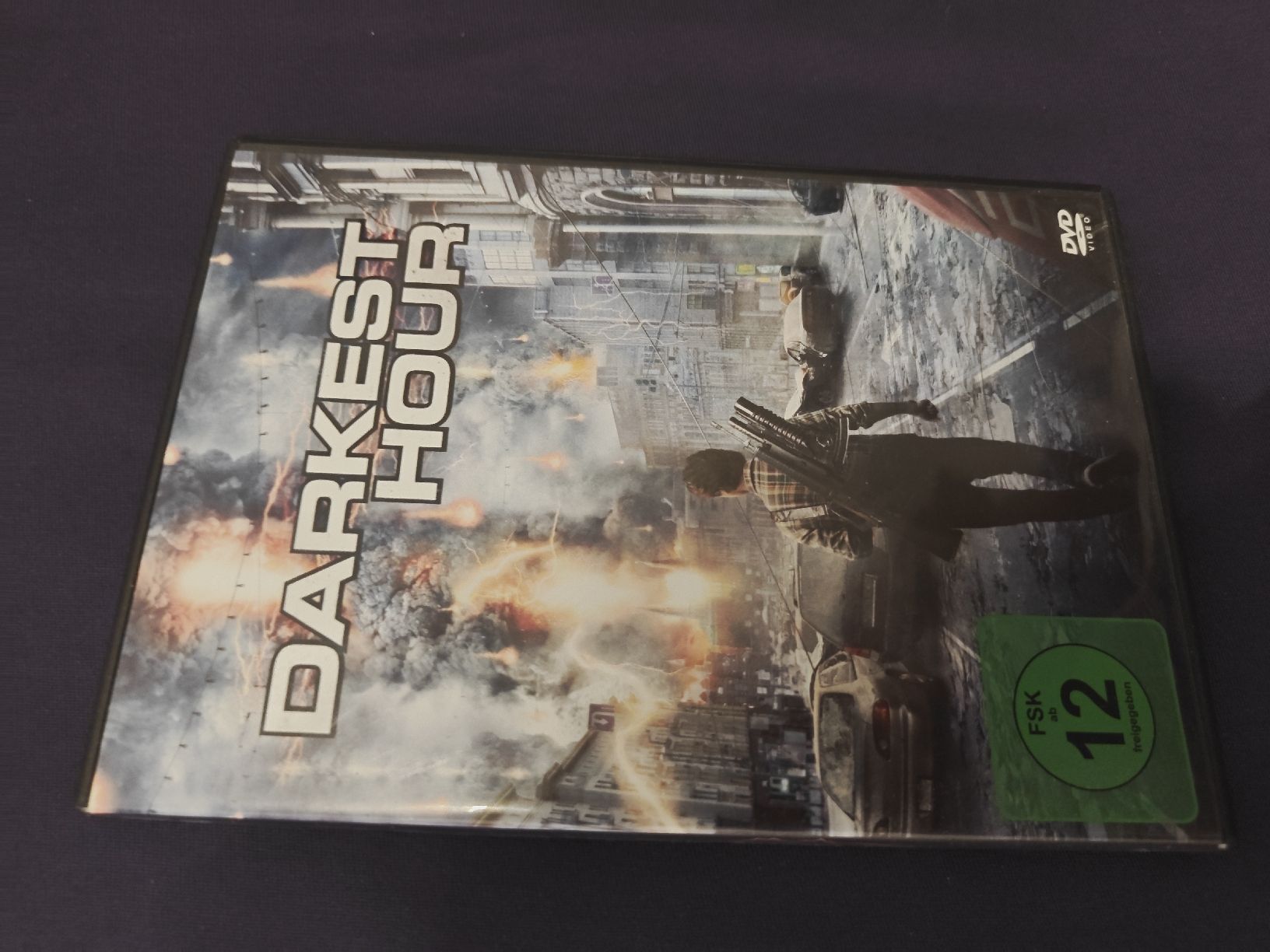 Alle DVDs: Darkest Hour DVD – Gebraucht aus Winterthur von TomiGriffith