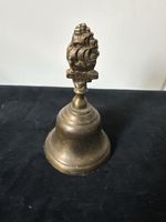 Messingglocke mit Galeonenmotiv 1558