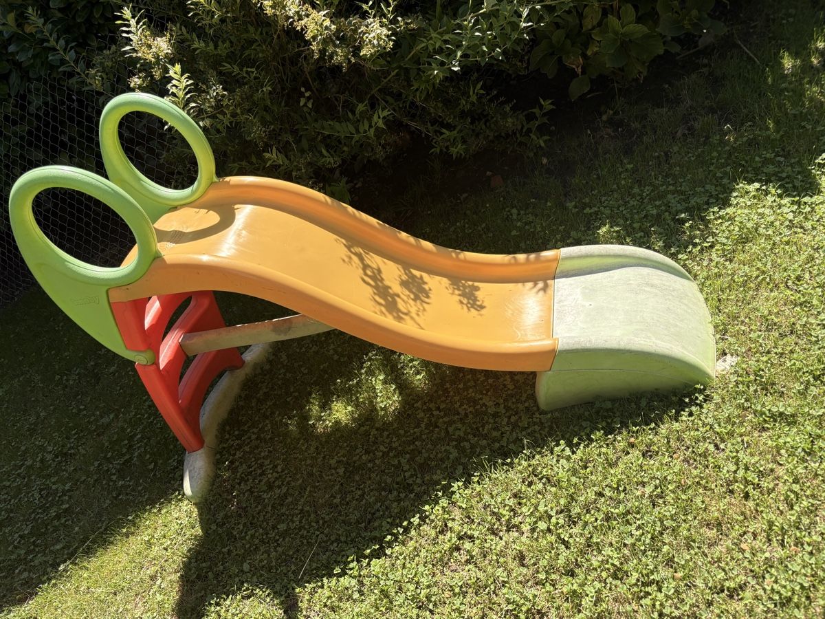 Scivoli: Kinderrutsche gebrauchter Zustand – Usato da Altdorf UR venduto da nemio.shop 1