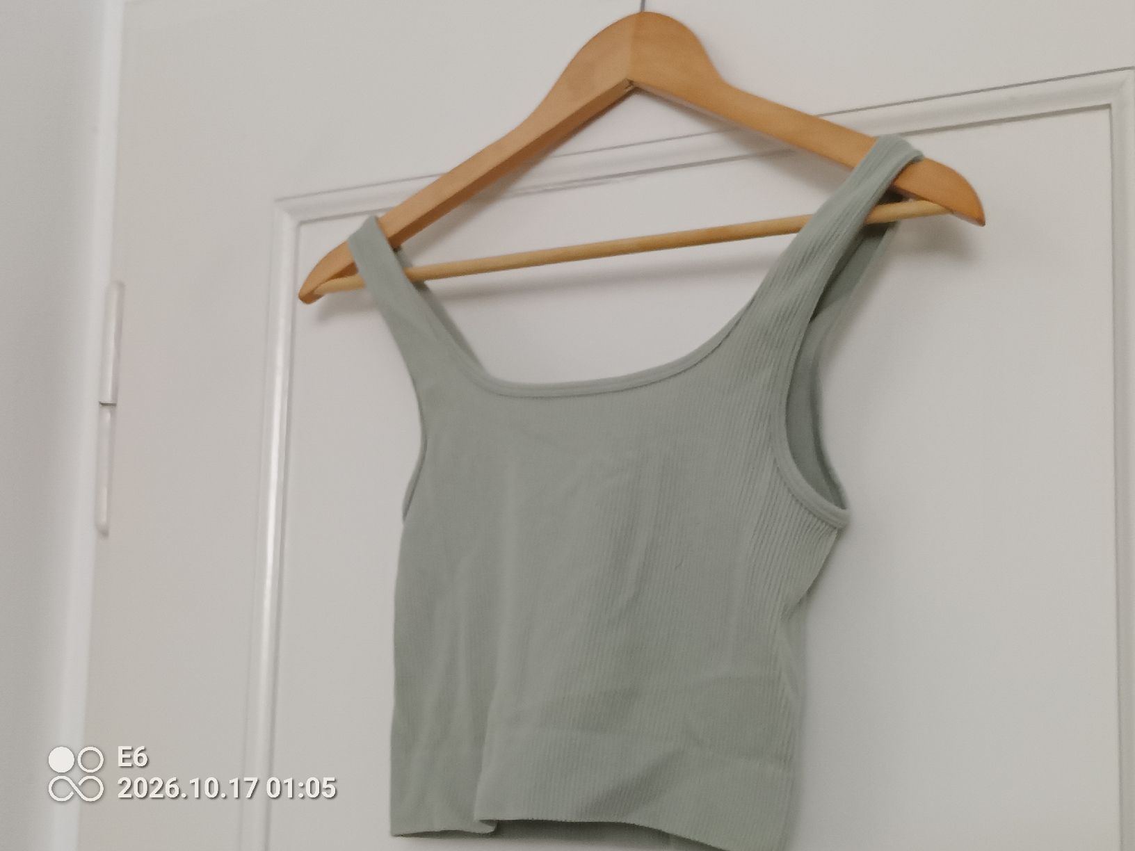 Vero Moda Tops: Bauchfrei Top. Marke: Vero Moda – Gebraucht aus Zürich von Mitzi6