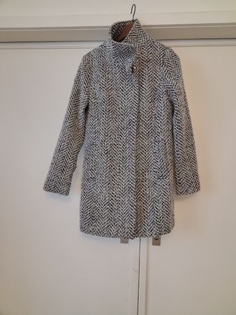 Damen Mantel schwarz weiss Fischgratmuster Grösse 38