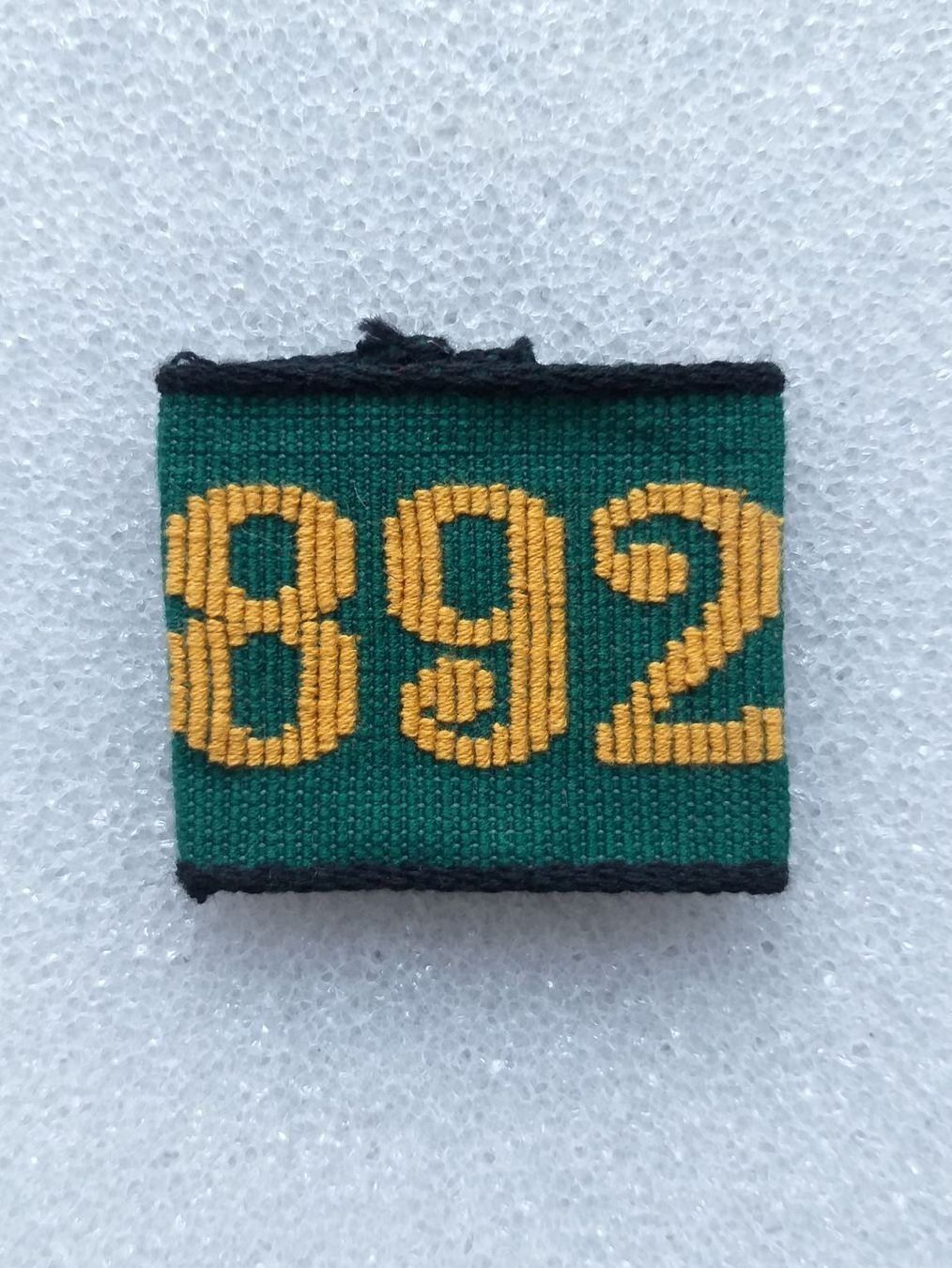 Placchette & Badge: Achselschlaufe Infanterie Bataillon 892 – Usato da Bauma venduto da SwissMilitaria