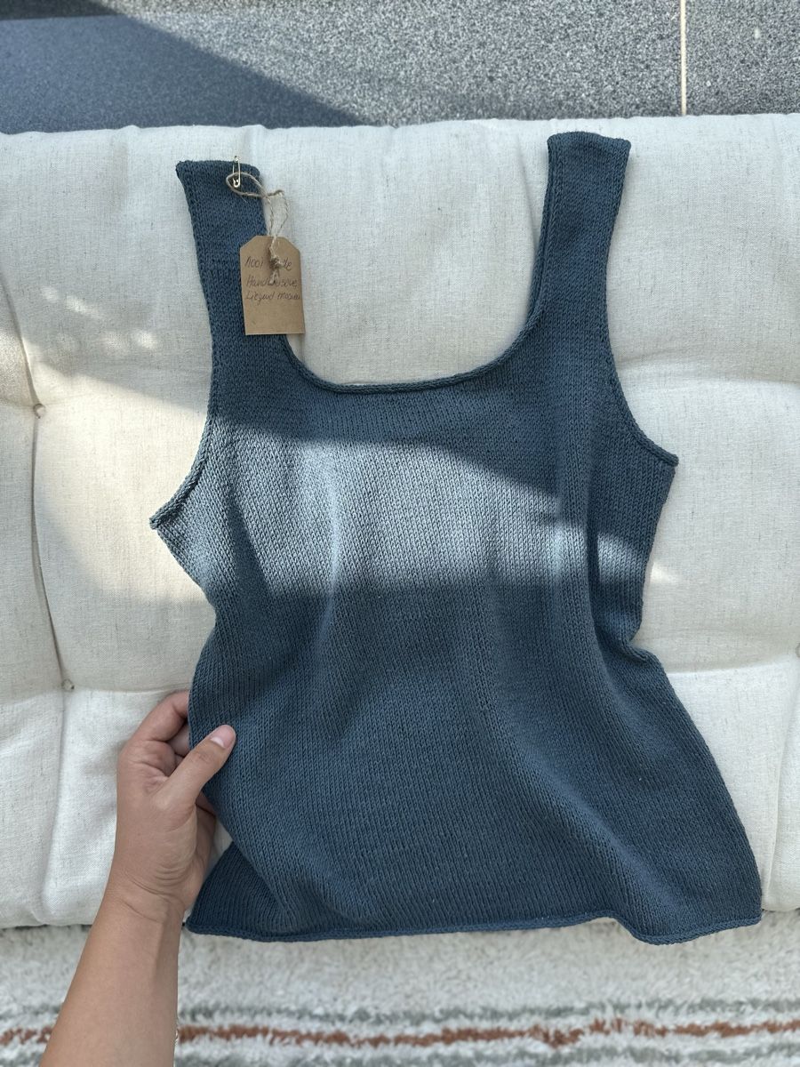 Tops: Seidentop, handgestrickt 100%Seide – Neu (gemäss Beschreibung) aus Ormalingen von nude.knits