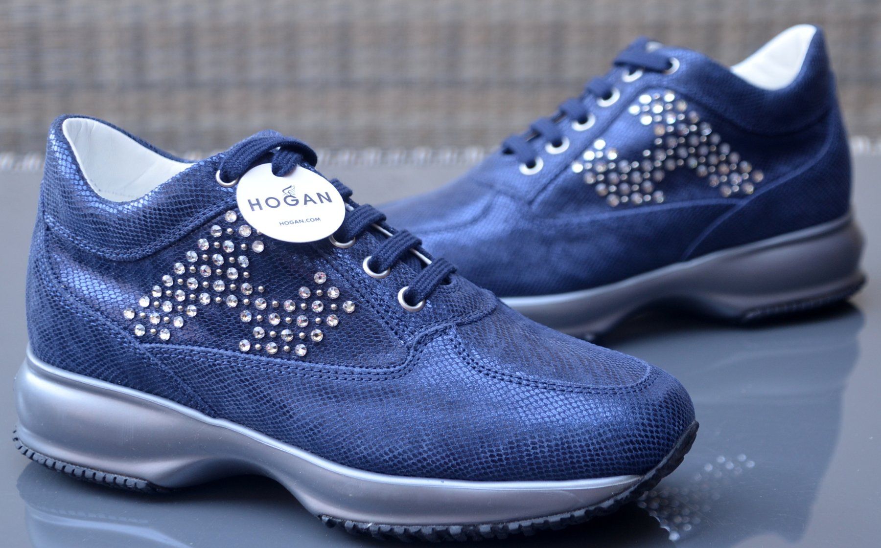 Hogan Scarpe per ragazze: Hogan Sneakers Interactive H Starss .35 – Nuovo (secondo la descrizione) da Collonges venduto da arashee 1
