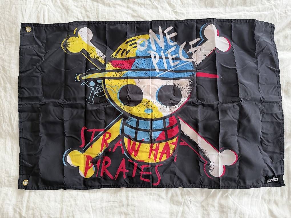 Bandiere: Original Netflix ONE PIECE Flagge, Strohhut-Bande, 83x55cm – Usato da Wolfhausen venduto da KugelKopf