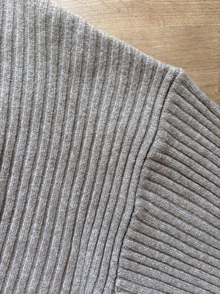 Zara Maglioni & Felpe: pull en laine beige Zara, taille S – Usato da Tavannes venduto da callie.mcli 1
