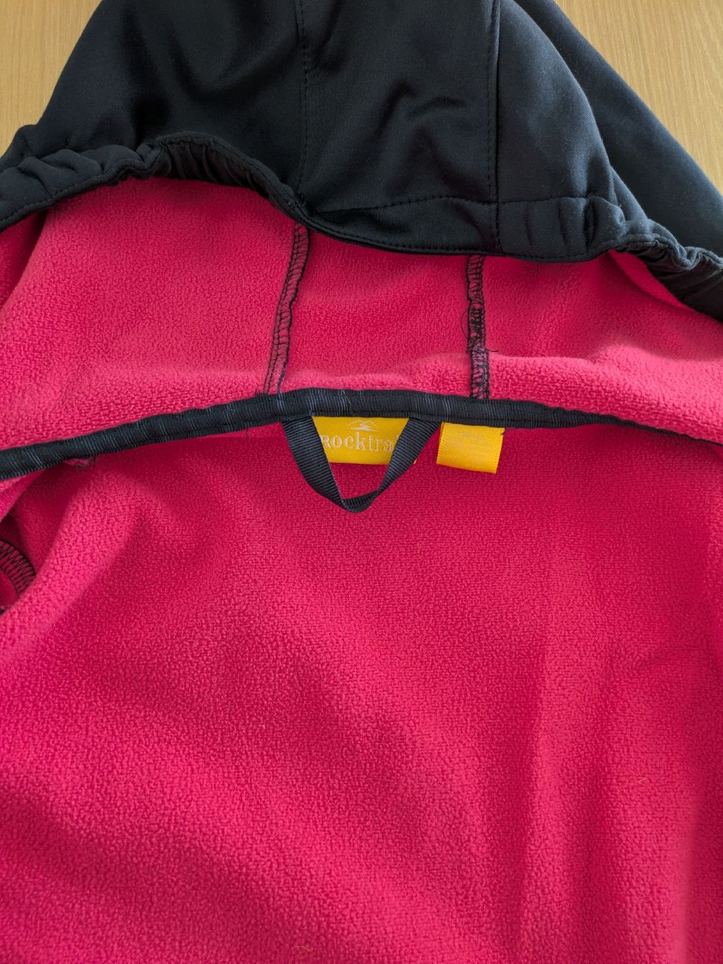 Giacche & Cappotti: Übergangsjacke von Rocktrail, Grösse 134 / 140 – Usato da Kölliken venduto da mic_9n9d 2