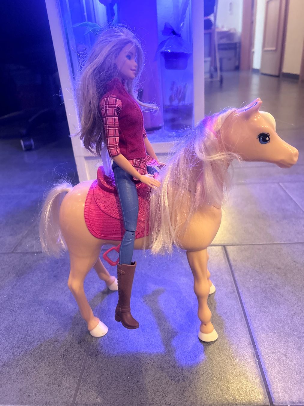 Giocattoli: Barbie Pferd mit Reiterin Elektrisch – Usato da Mühledorf SO venduto da Dania77 3