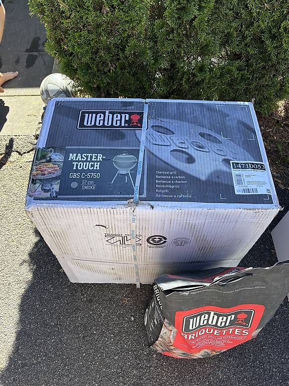 Grills: Weber MasterTouch C-5750 inkl 8kg Weber Brikets – Gebraucht aus Gossau SG von manschgal 1