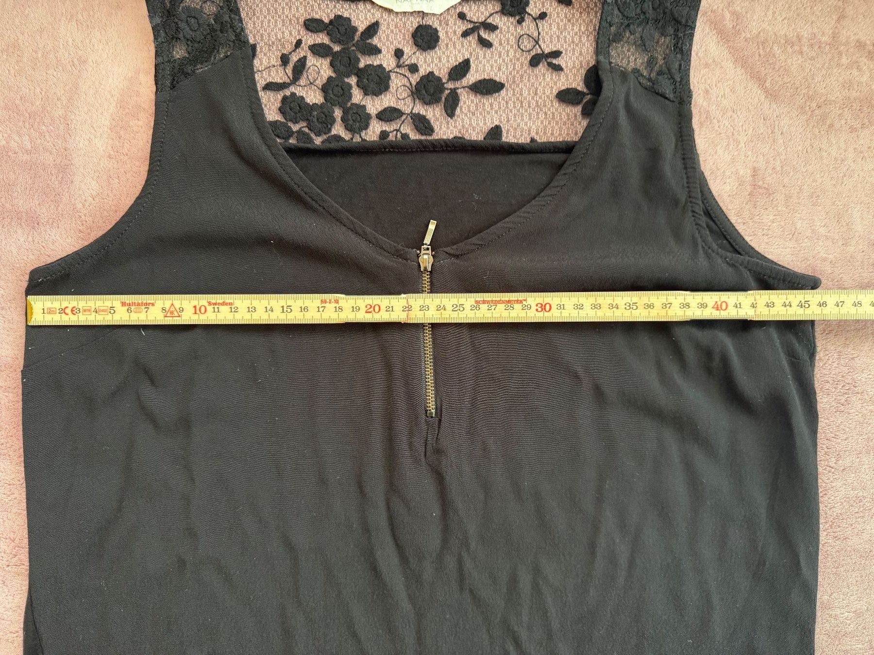 Nafnaf Tops: NAF NAF Top schwarz Gr. L – Gebraucht aus Zäziwil von blackpearl 4