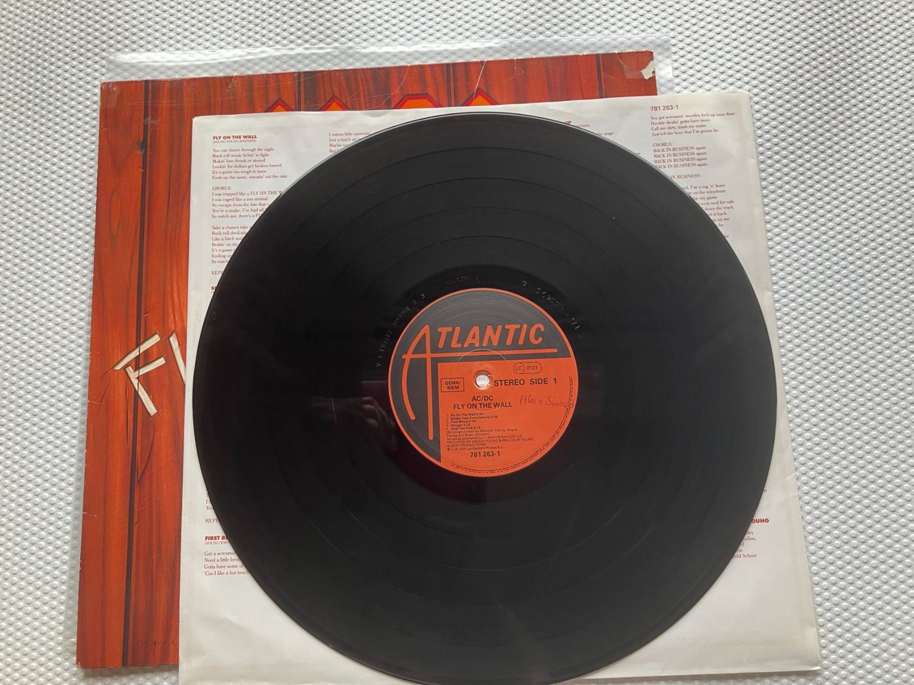 Vinyles: AC/DC – D'occasion à Aarwangen par Jukebox3 5