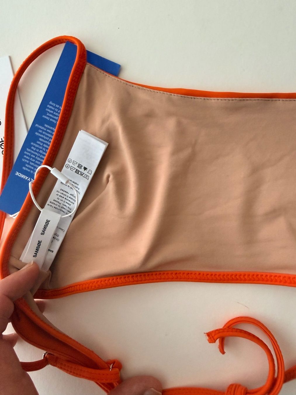 Costumi da bagno & Bikini: SAMSOE, Bikini-Top, Grösse L, Farbe Orange – Nuovo e nell'imballaggio originale da Rudolfstetten venduto da gst_g7xl 3