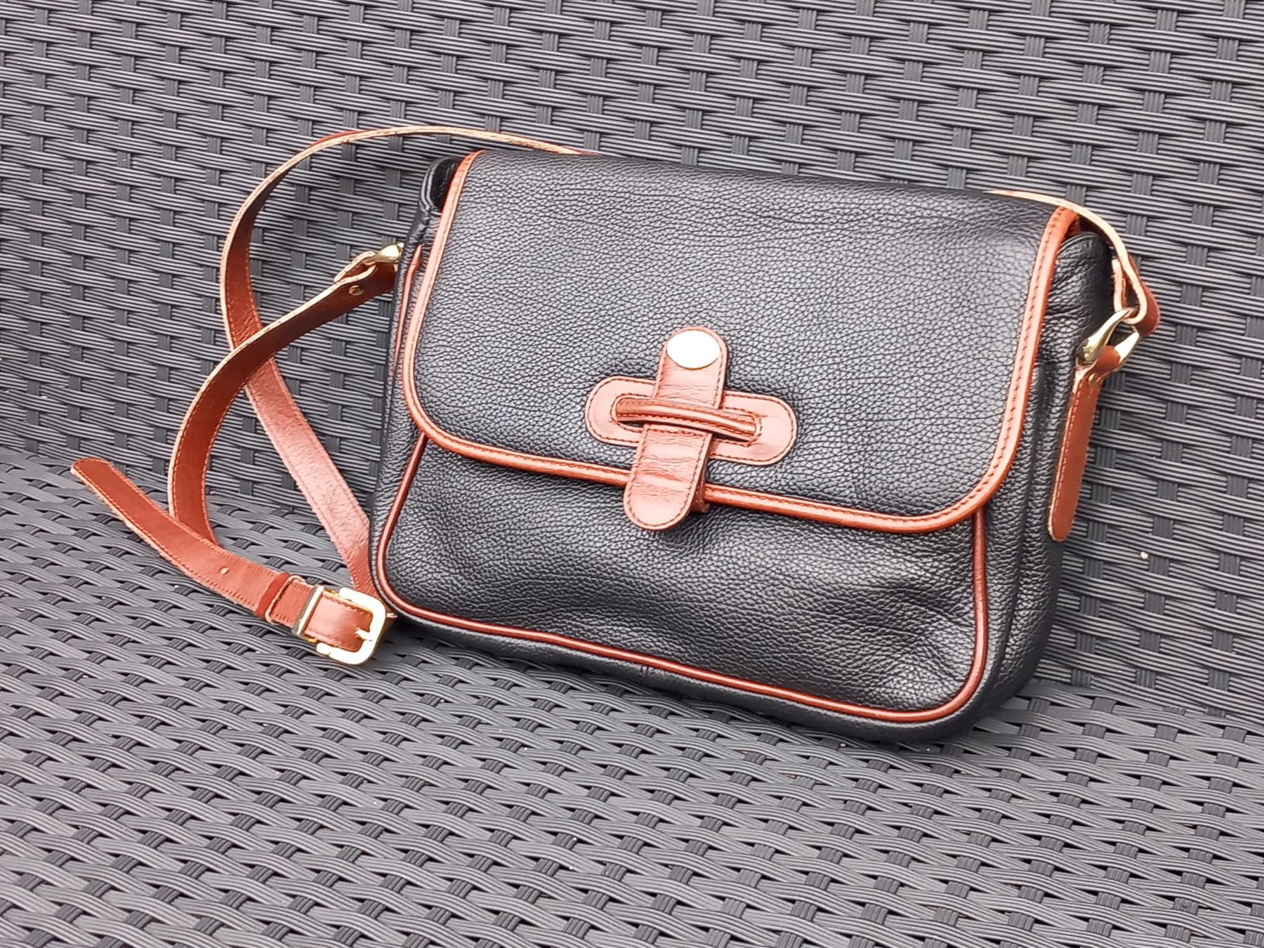 Taschen für Damen: Vintage Leder Handtasche von Matras – Gebraucht aus Winterthur von Jopf1 3
