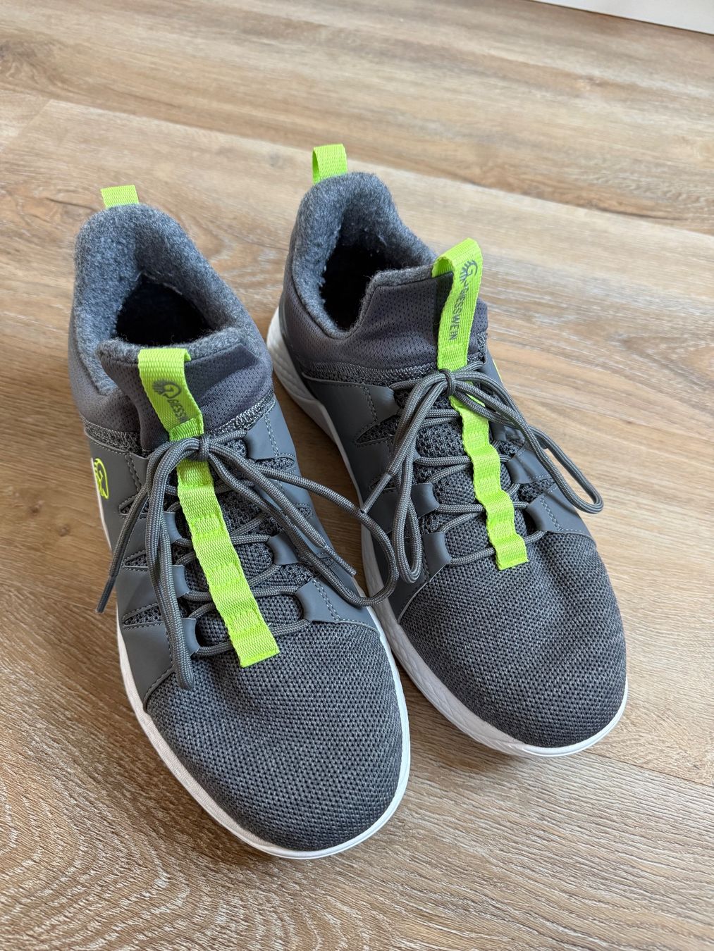 Scarpe da uomo: Giesswein Wool Trainer - Hallenturnschuhe Grösse 43 – Nuovo (secondo la descrizione) da Dietwil venduto da singer_87 2